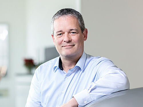 Oliver Stütz, Online Marketing Manager bei Löhr & Becker AG; Koblenz Oliver Stütz, Online Marketing Manager bei Löhr & Becker AG; Koblenz